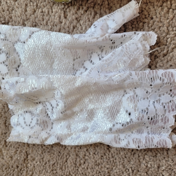 Costume accessories - Picture 2 of 4